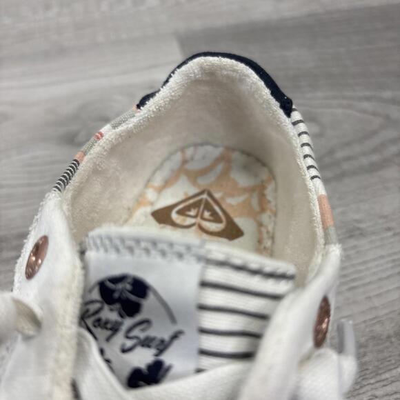 Roxy  Surf  Cannon  Women’s Nautical Stripe Sneakers, Sz 8 - Picture 10 of 15